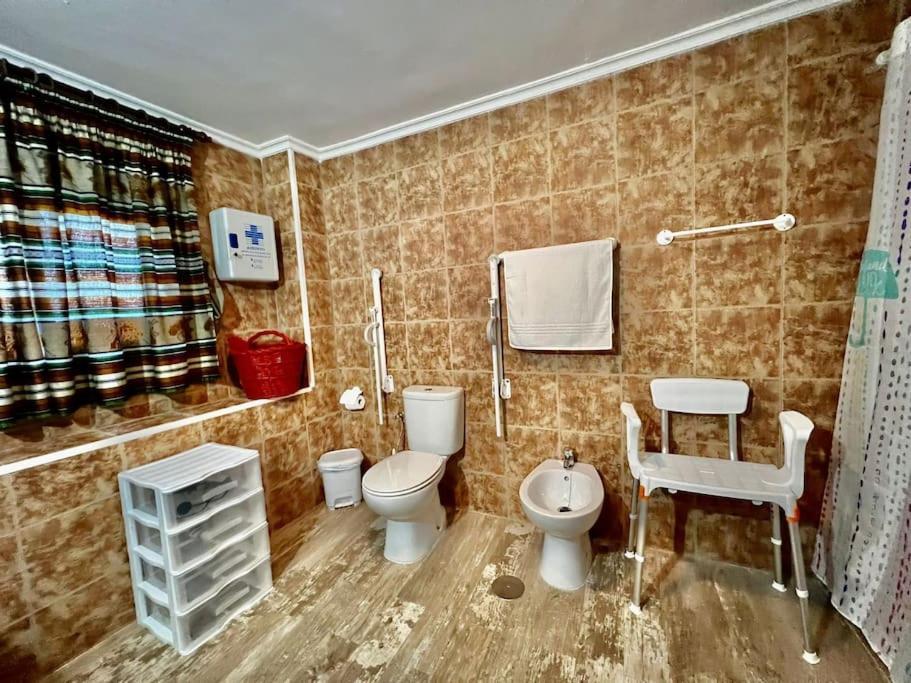 Casa Rural Alfavila Castillo de Locubín 外观 照片